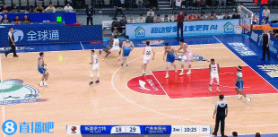 攻防建功！徐昕防守端大帽李炎哲 隨后拼下前場板單打李炎哲命中
